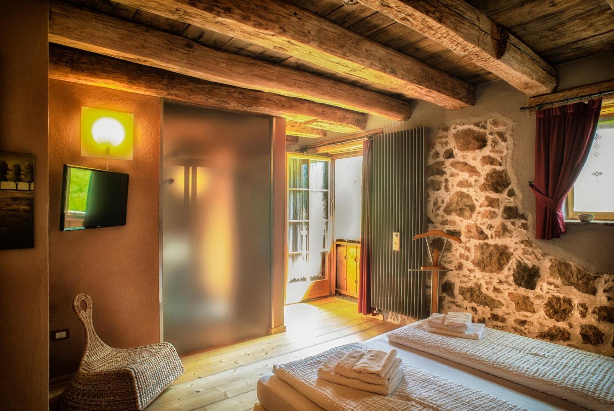 카라노 Maso Franceschella B&B 외부 사진