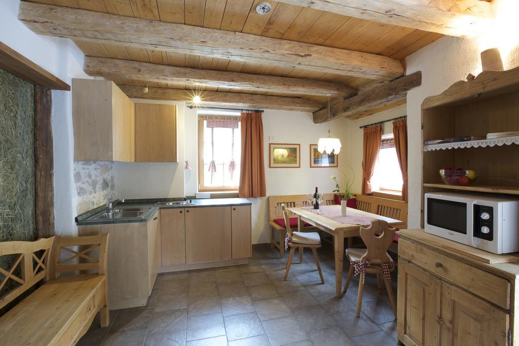 카라노 Maso Franceschella B&B 외부 사진